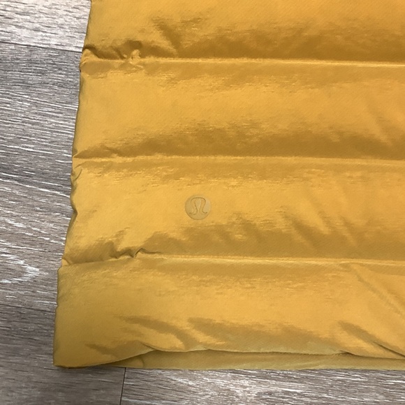 Lululemon Down Vest - Picture 9 of 11